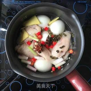 卤三鸡的做法步骤：3