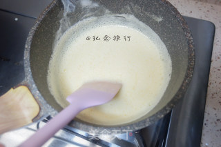 懒人免搅打香草冰淇淋的做法步骤：4