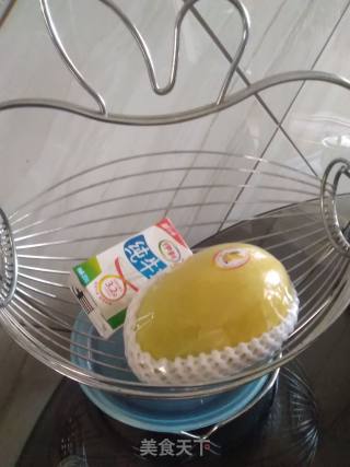 芒果奶昔的做法步骤：1