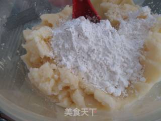 土豆饼的做法步骤：2