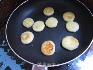 土豆饼的做法步骤：6