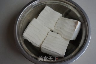 煎酿豆腐的做法步骤：1