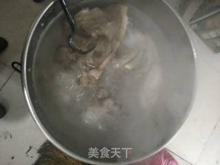 单县大炖羊肉的做法步骤：2
