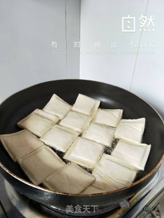 香煎豆腐块的做法步骤：2