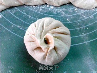 发面版韭菜肉馅饼的做法步骤：11