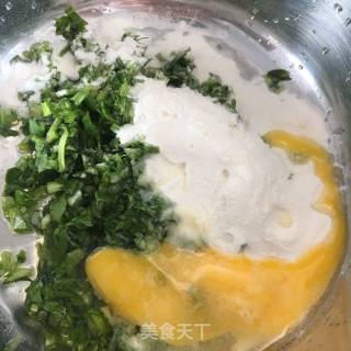 菠菜鸡蛋饼的做法步骤：3