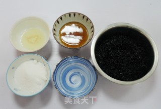 黑芝麻糖的做法步骤：1