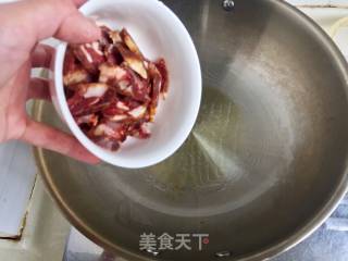 苦瓜炒香肠的做法步骤：7