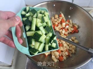 三彩藕丁的做法步骤：9