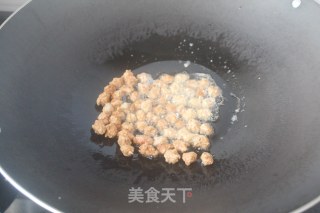 挂糊花生米的做法步骤：5