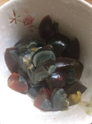 皮蛋瘦肉粥的做法步骤：4