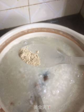 皮蛋瘦肉粥的做法步骤：9