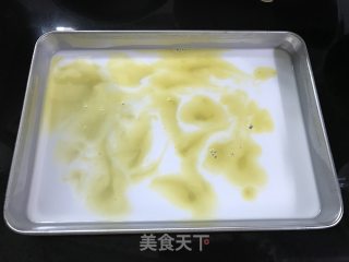 鲜肉虾仁肠粉的做法步骤：7