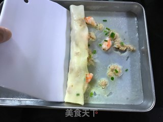 鲜肉虾仁肠粉的做法步骤：12