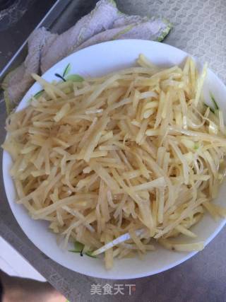 醋溜土豆丝的做法步骤：6