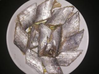 剁椒蒸带鱼的做法步骤：3