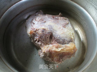 白切牛肉的做法步骤：2