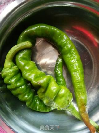虎皮辣子拌豆角的做法步骤：2