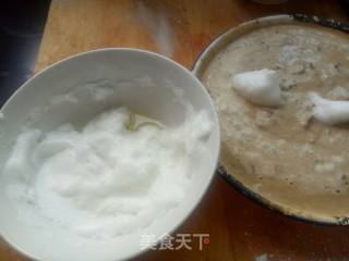 电饭锅鸡蛋葡萄干发糕的做法步骤：3