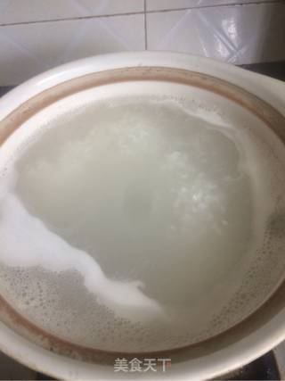 猪肝粉肠瘦肉粥的做法步骤：9
