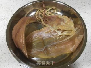 烤鱿鱼的做法步骤：1