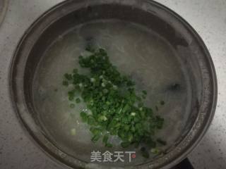 简单的皮蛋粥的做法步骤：7