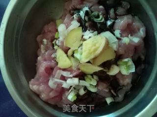 又辣又好吃的肉丝豆角捞面条，超级下饭的做法步骤：2