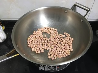 糖霜花生的做法步骤：3