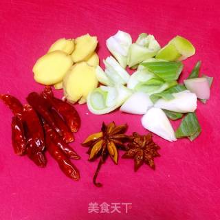 香辣猪蹄的做法步骤：3