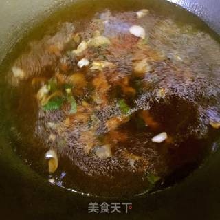 炝锅西红柿菠菜面的做法步骤：3