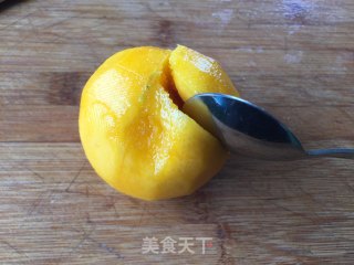 黄桃罐头的做法步骤：5