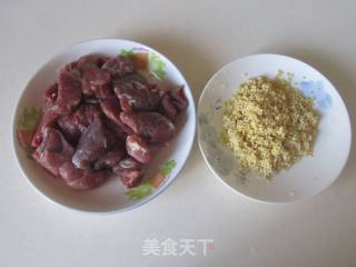 小米蒸牛肉的做法步骤：1
