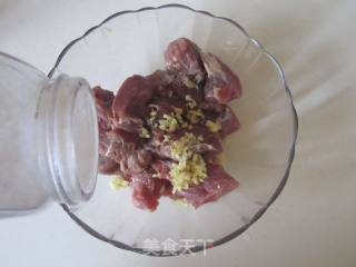 小米蒸牛肉的做法步骤：2