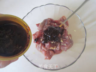 小米蒸牛肉的做法步骤：3