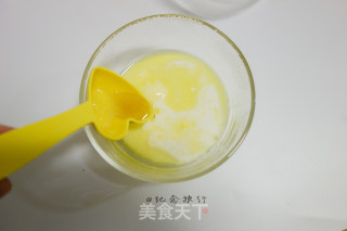 12连原味小嶋海绵蛋糕 蓝莓爆浆蛋糕的做法步骤：2