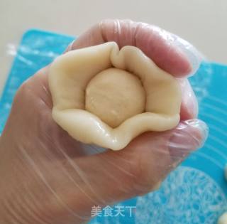 蛋黄酥（多图超详细讲解）的做法步骤：12