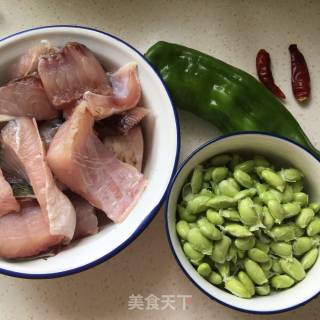 红烧青豆鱼块的做法步骤：1