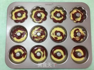 双色凤梨夹心甜甜圈的做法步骤：9
