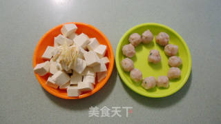 豆腐木耳鱼丸汤的做法步骤：2
