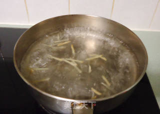 豆腐木耳鱼丸汤的做法步骤：3