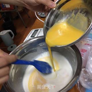 榴莲千层蛋糕的做法步骤：3