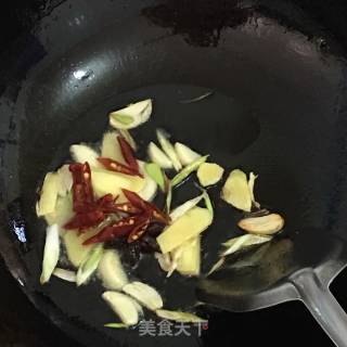 鸡杂炒青椒的做法步骤：4