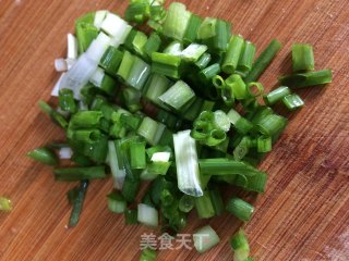 蚝油蛋炒饭的做法步骤：2