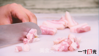 卤肉饭的做法步骤：1
