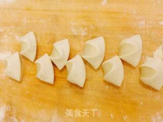 韭菜鲜虾水饺的做法步骤：8