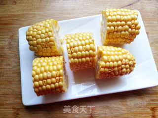 秋季滋补靓汤——玉米羊肉汤的做法步骤：1