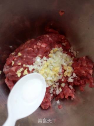 冬瓜肉丸汤的做法步骤：3