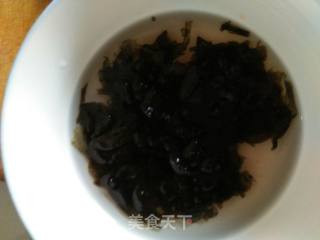 鸡蛋洋柿汤的做法步骤：2