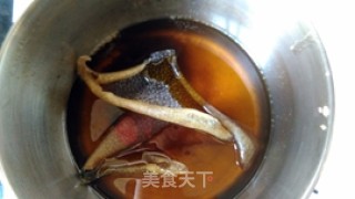 油炸肉皮的做法步骤：5
