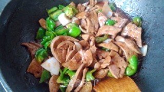 酱爆猪肝的做法步骤：12